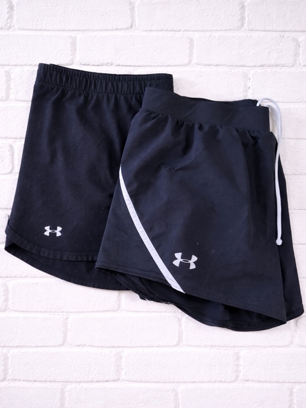 Lot of 2 Under Armour Women's black Shorts
